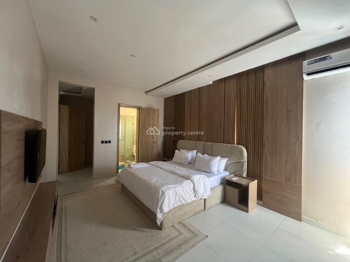 Luxury 2 Bedroom Apartment, Off Admiralty Way, Lekki Phase 1, Lekki, Lagos, Flat / Apartment for Rent