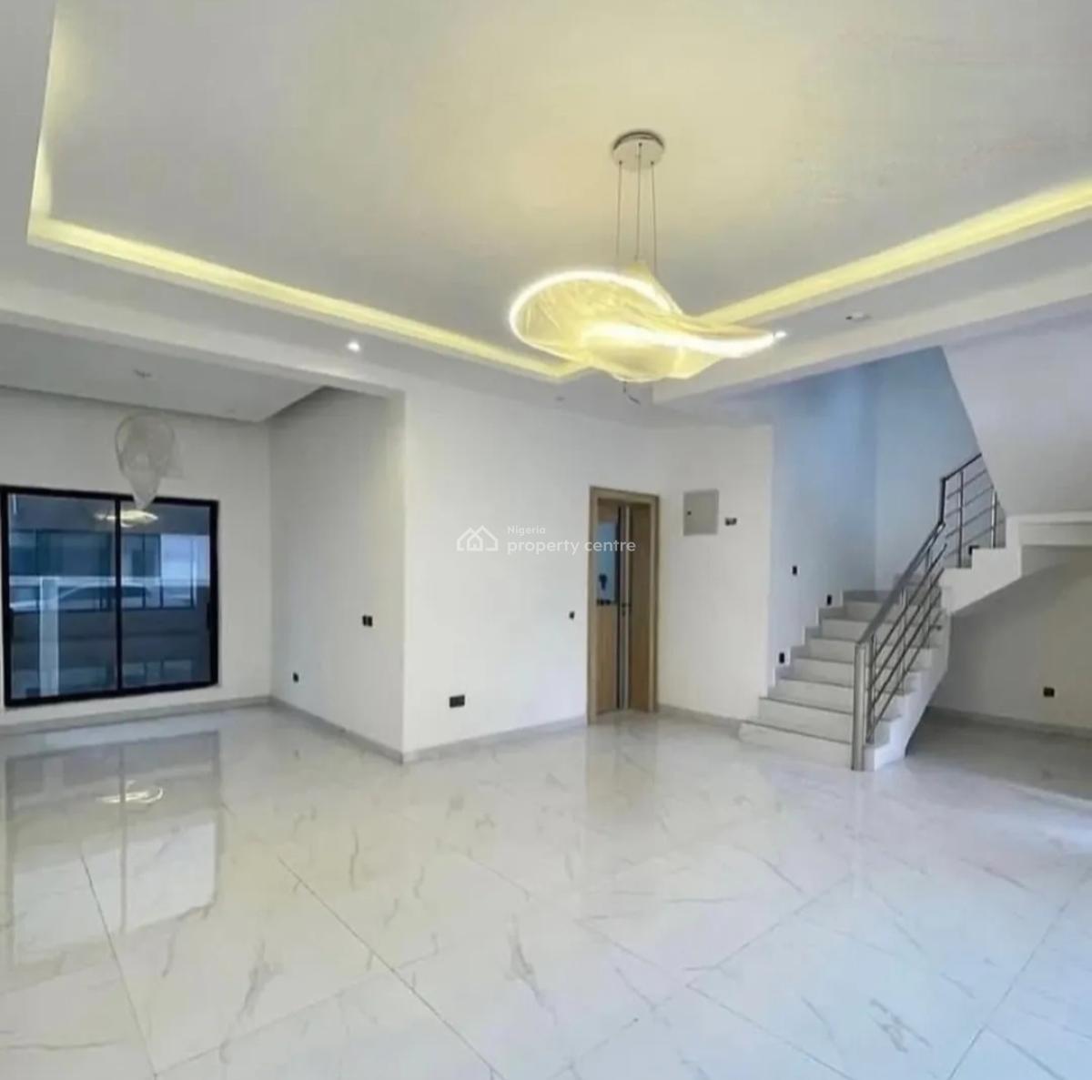 4 Bedroom En-suite Semi-detached Townhouse in a Serviced and Communal, Lekki Phase 1, Lekki, Lagos, Semi-detached Duplex for Rent