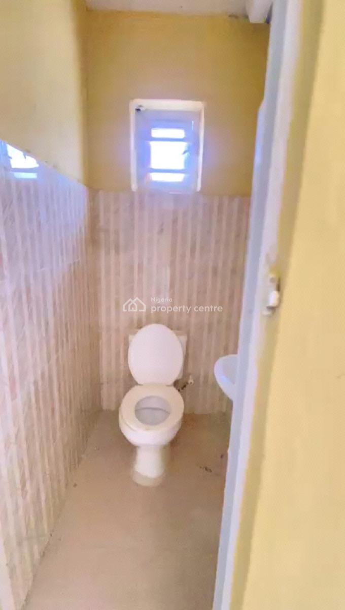 Shop/office Space, Hfp Eastline Complex, Ajiwe, Ajah, Lagos, Commercial Property for Rent