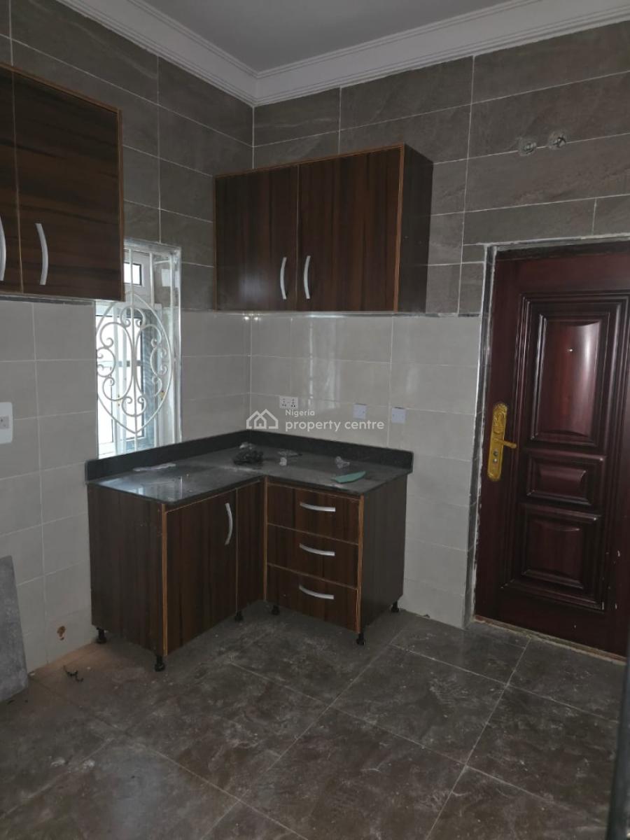 Tastefully Finished Self Service 2 Bedroom Apartment, Off Admiralty Way, Lekki Phase 1, Lekki, Lagos, Flat / Apartment for Rent