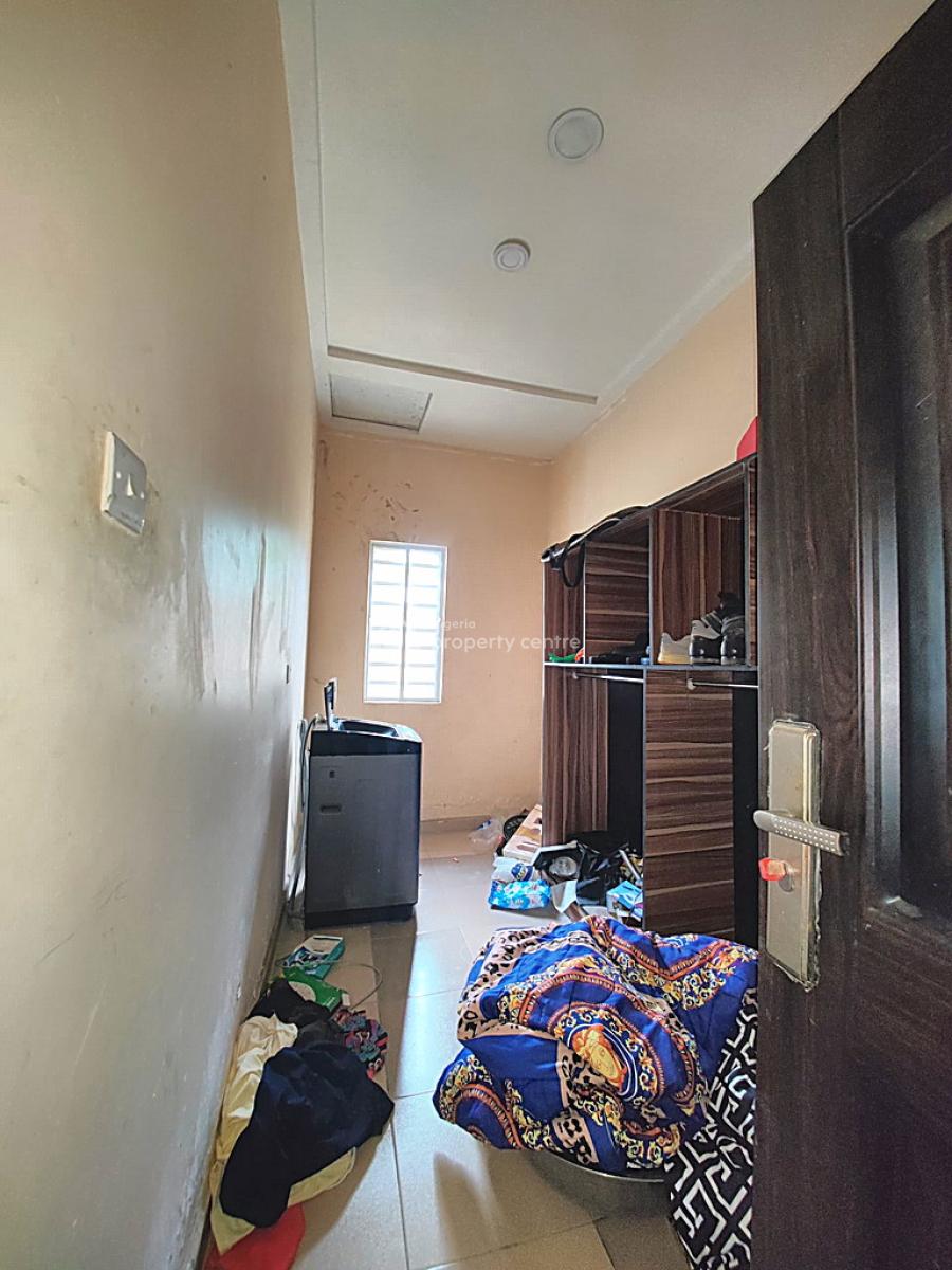 3 Bedroom Home with 2 Self Contain Bq, Mgbaraja New Road, Ada George, Port Harcourt, Rivers, Detached Bungalow for Sale