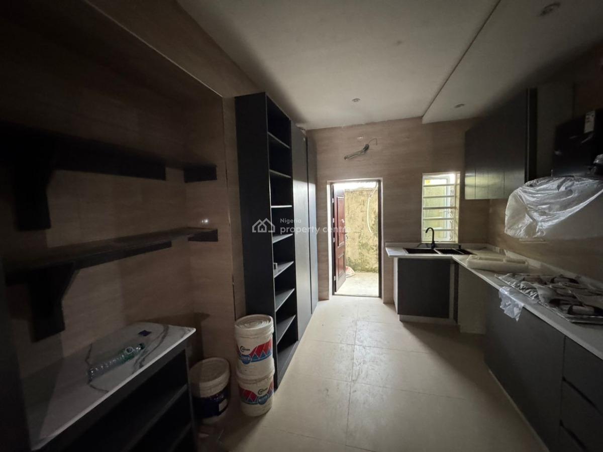 a Very Spacious 3 Bedrooms Terraced Duplex with Bq, By Whitesand School Bus Stip, Ikate, Lekki, Lagos, Terraced Duplex for Rent