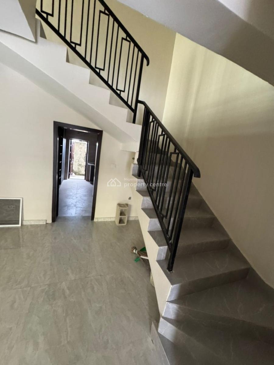 a Very Spacious 3 Bedrooms Terraced Duplex with Bq, By Whitesand School Bus Stip, Ikate, Lekki, Lagos, Terraced Duplex for Rent