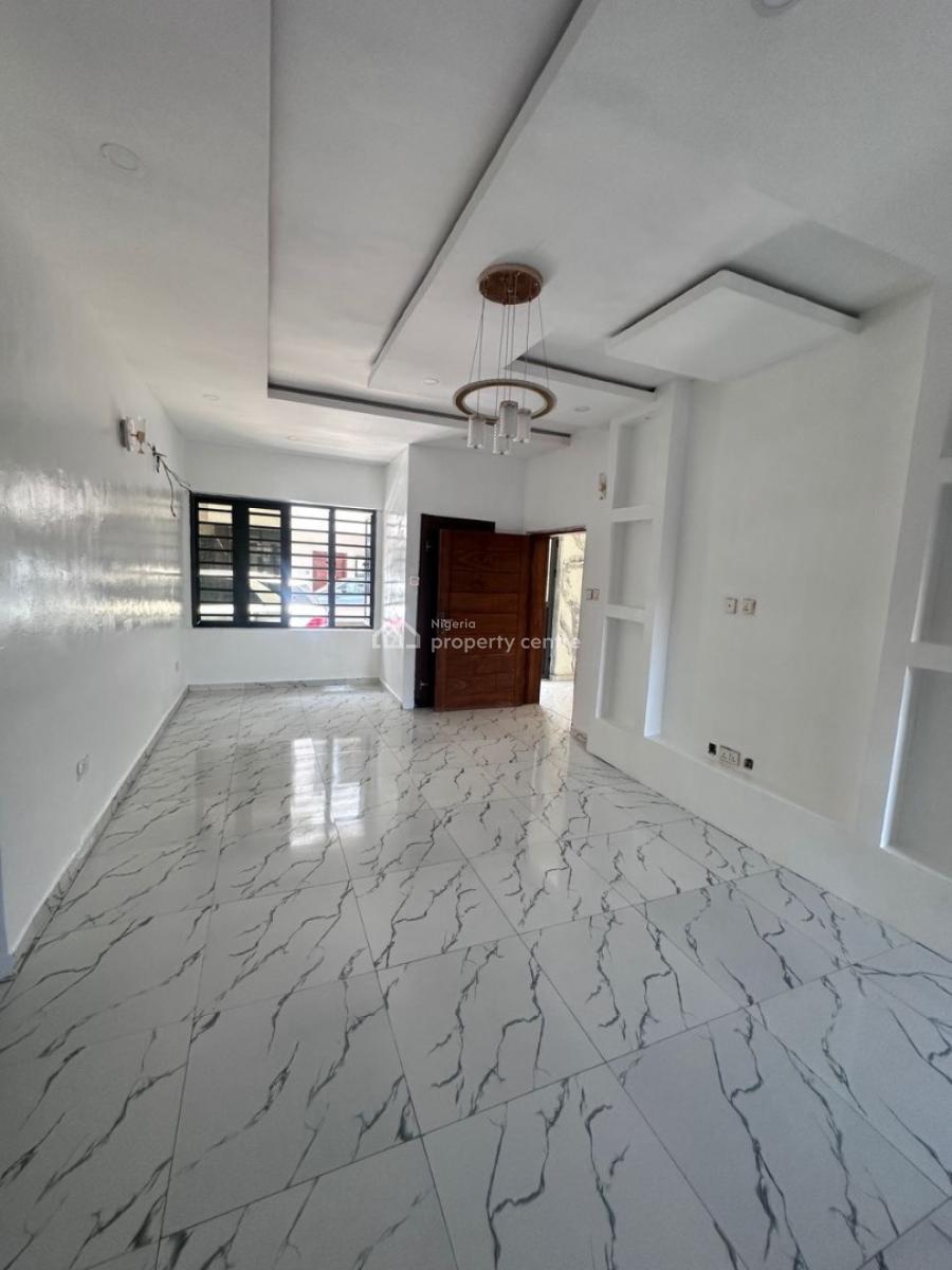 Luxurious 2bedroom Apartment in a Serviced Estate, Ologolo, Lekki, Lagos, Ologolo, Lekki, Lagos, Flat / Apartment for Rent