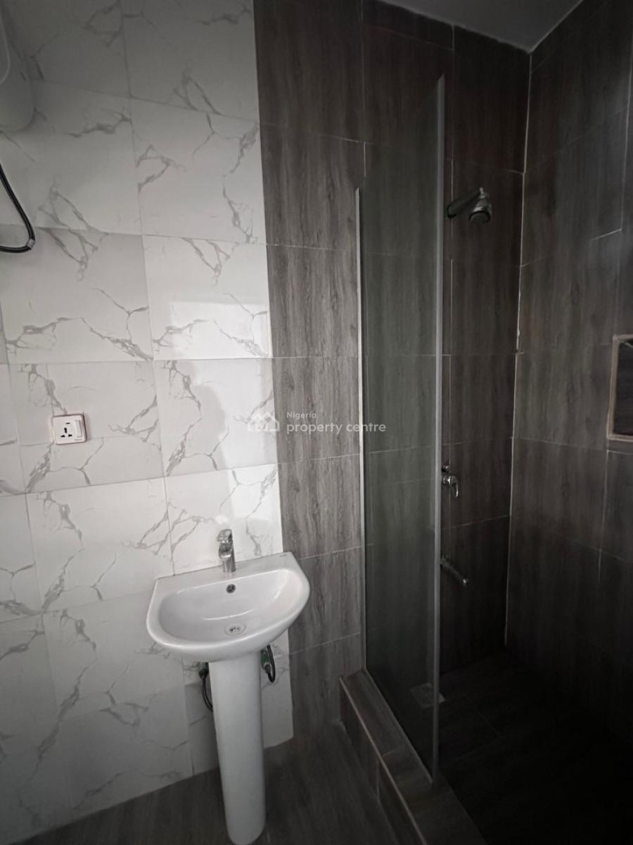 Luxurious 2bedroom Apartment in a Serviced Estate, Ologolo, Lekki, Lagos, Ologolo, Lekki, Lagos, Flat / Apartment for Rent