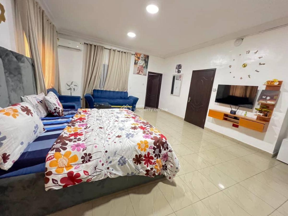 Fully Furnished 1 Bedroom Apartment, Off Admiralty Way, Lekki Phase 1, Lekki, Lagos, Mini Flat (room and Parlour) for Rent