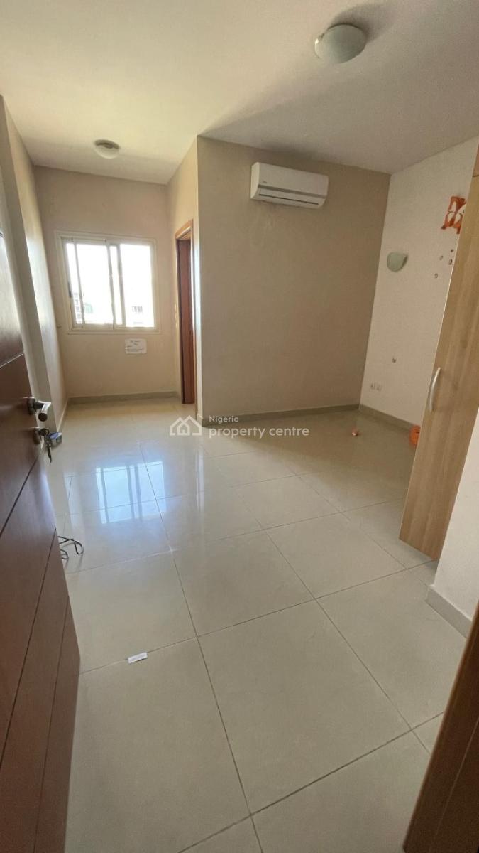 4 Bedroom Water-view Apartment, Banana Island, Ikoyi, Lagos, Flat / Apartment for Rent