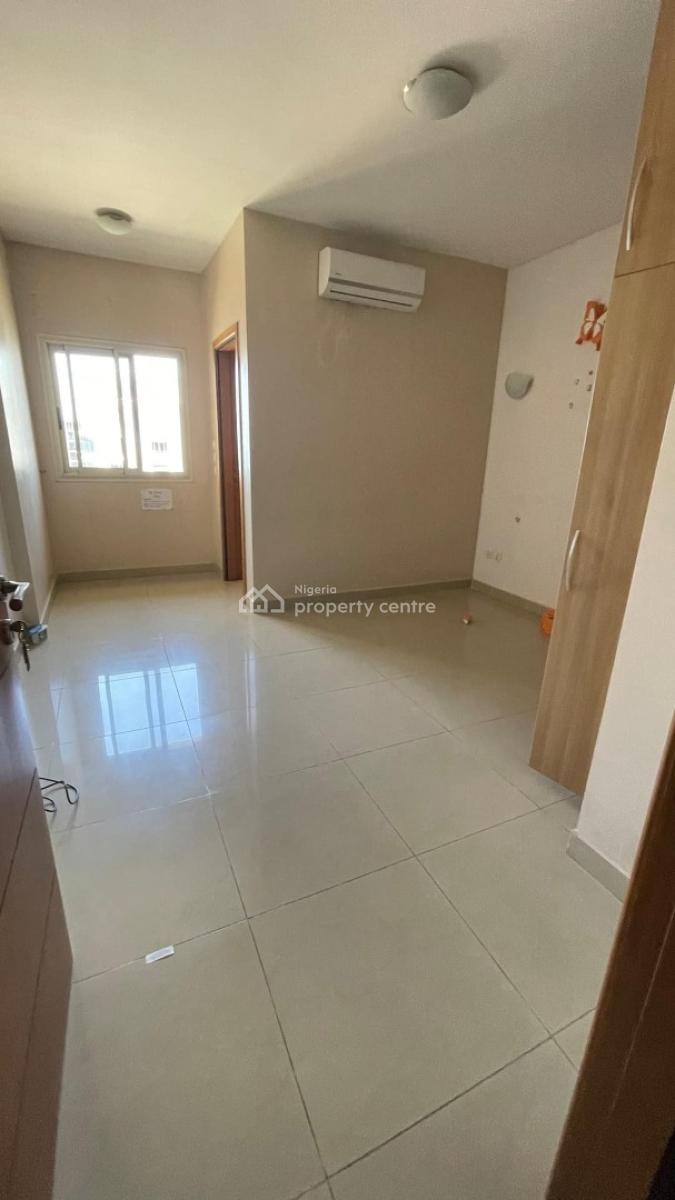 4 Bedroom Water-view Apartment, Banana Island, Ikoyi, Lagos, Flat / Apartment for Rent