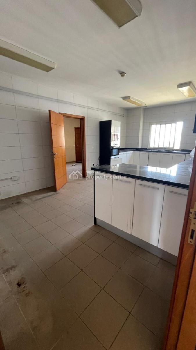 4 Bedroom Water-view Apartment, Banana Island, Ikoyi, Lagos, Flat / Apartment for Rent