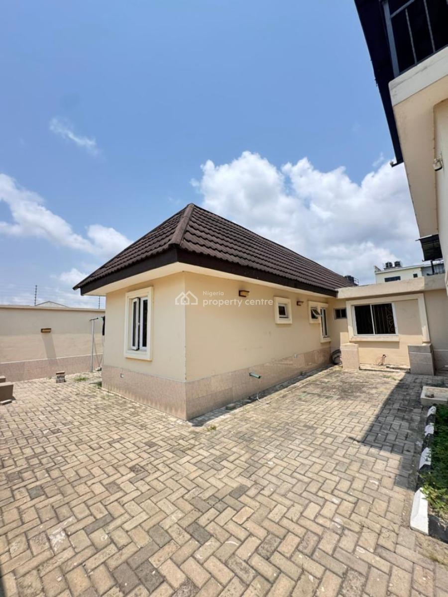 Exquisite  Very Spacious 5 Bedroom Detached Duplex with 2 Bq, Abraham Adesanya ( Secured,  Beautiful and Serene  Estate), Ajah, Lagos, Semi-detached Duplex for Rent