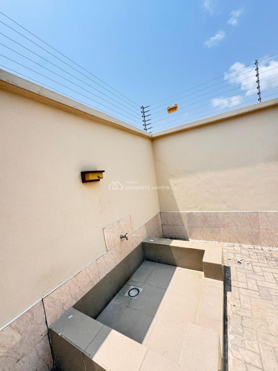Exquisite  Very Spacious 5 Bedroom Detached Duplex with 2 Bq, Abraham Adesanya ( Secured,  Beautiful and Serene  Estate), Ajah, Lagos, Semi-detached Duplex for Rent