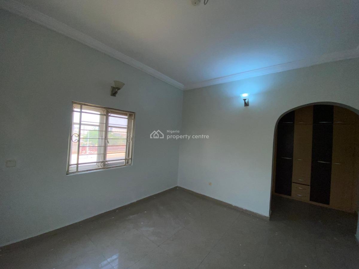 3 Bedroom Apartment, in a Secured Estate, Wuye, Abuja, Flat / Apartment for Rent