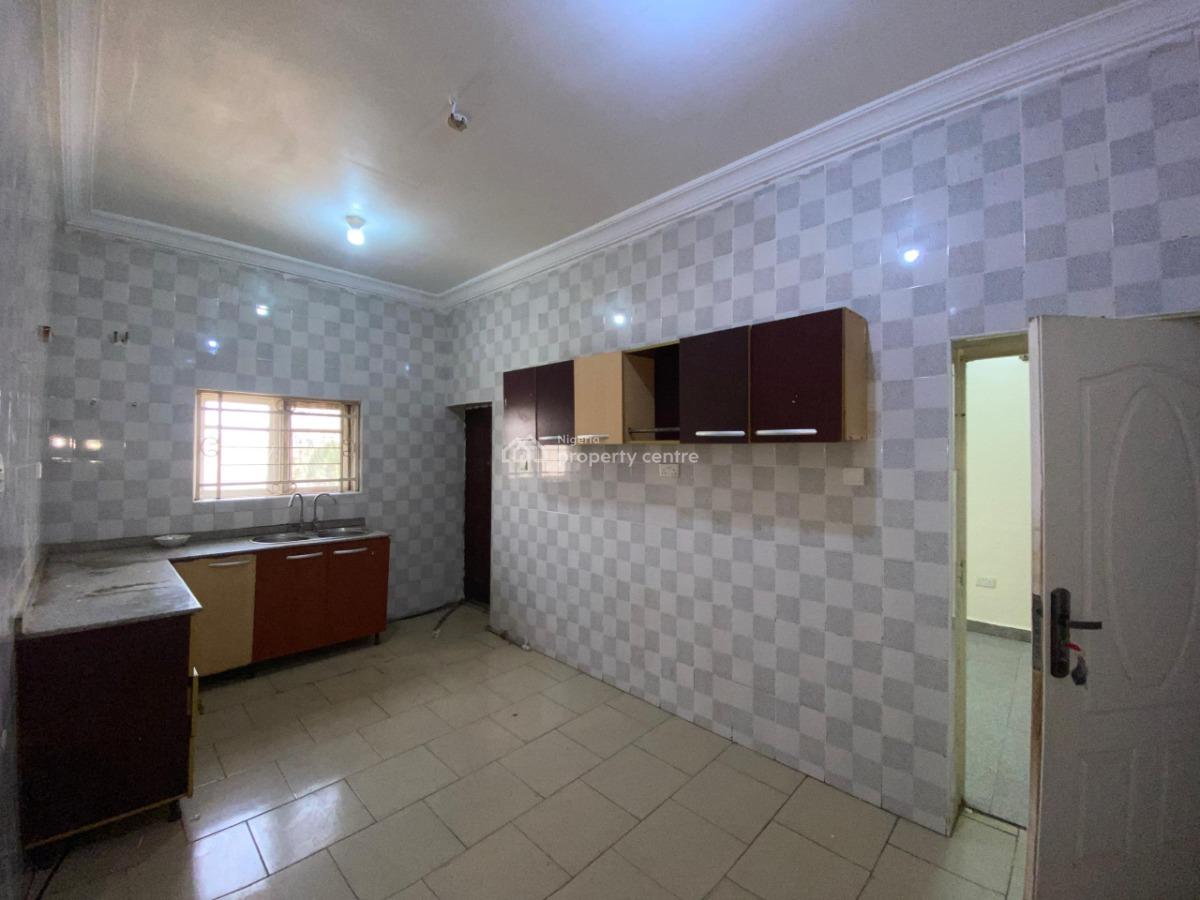 3 Bedroom Apartment, in a Secured Estate, Wuye, Abuja, Flat / Apartment for Rent