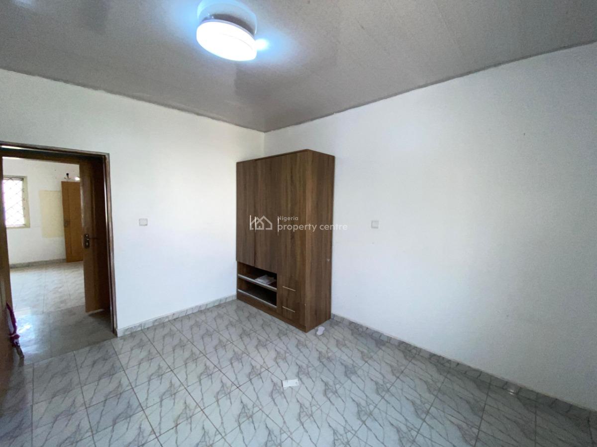 2 Bedroom Apartment, in a Secured Estate, Life Camp, Abuja, Flat / Apartment for Rent