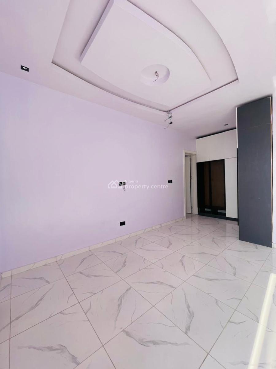 Luxuriously Built 2 Bedroom Apartment with Pool,gym House and Elevator, Ikate, Lekki, Lagos, Block of Flats for Sale