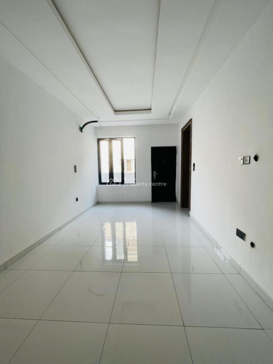 Well Spacious 2 Bedroom Apartment with Pool,gym House and Elevator, Ikate, Lekki, Lagos, Block of Flats for Sale