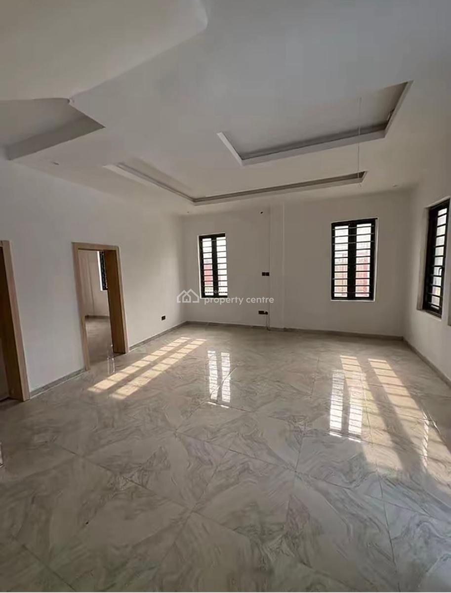 Serviced 2 Bedroom Apartment in a Secured Estate, Ologolo, Lekki, Lagos, Flat / Apartment for Rent