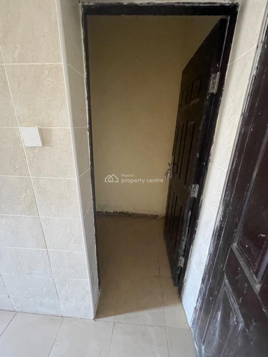 Newly Built and Spacious 4 Bedroom Terrace + Bq, Karmo, Abuja, Terraced Duplex for Rent