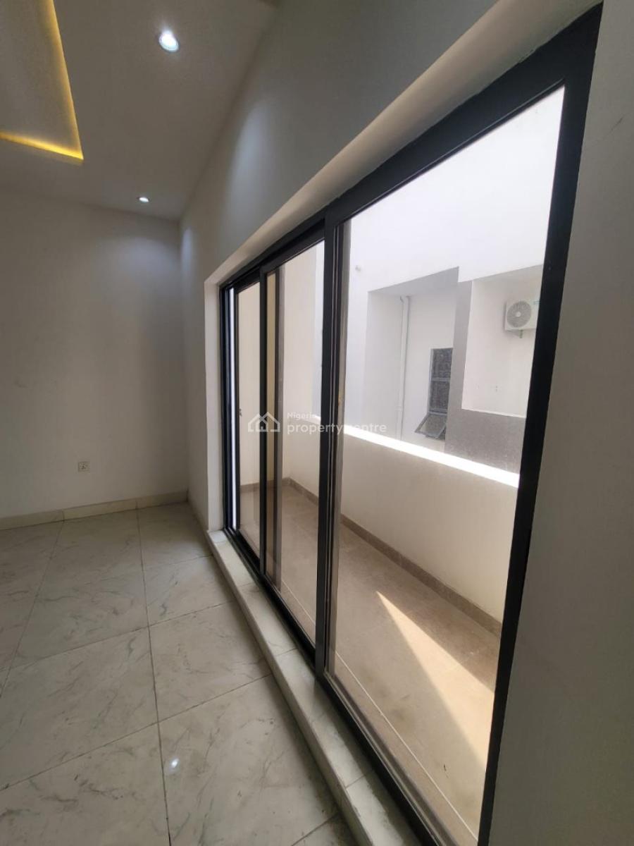 Brand New Serviced 3 Bedroom Apartment with Bq., Lekki Phase 1, Lekki, Lagos, Flat / Apartment for Rent
