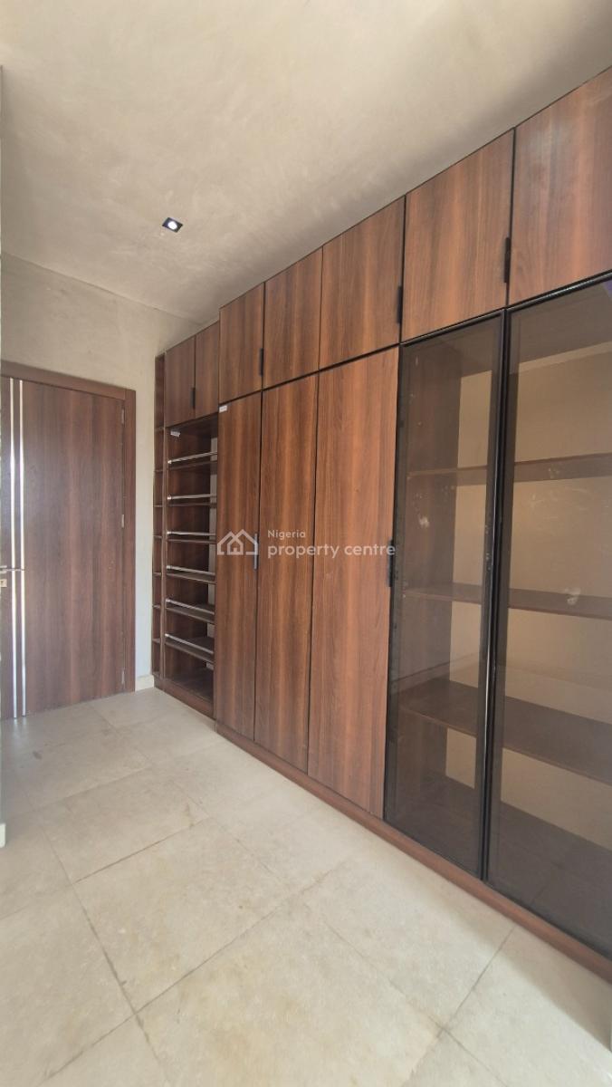 Direct Luxurious Masterpiece 4 Bedroom Penthouse at Shonibare Estate, Prestigious Shonibare Estate, Maryland Lagos., Maryland, Lagos, House for Sale