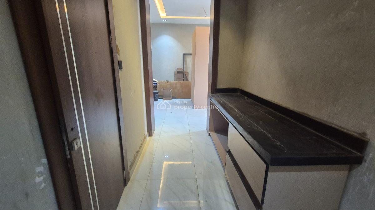 Direct Luxurious Masterpiece 4 Bedroom Penthouse at Shonibare Estate, Prestigious Shonibare Estate, Maryland Lagos., Maryland, Lagos, House for Sale