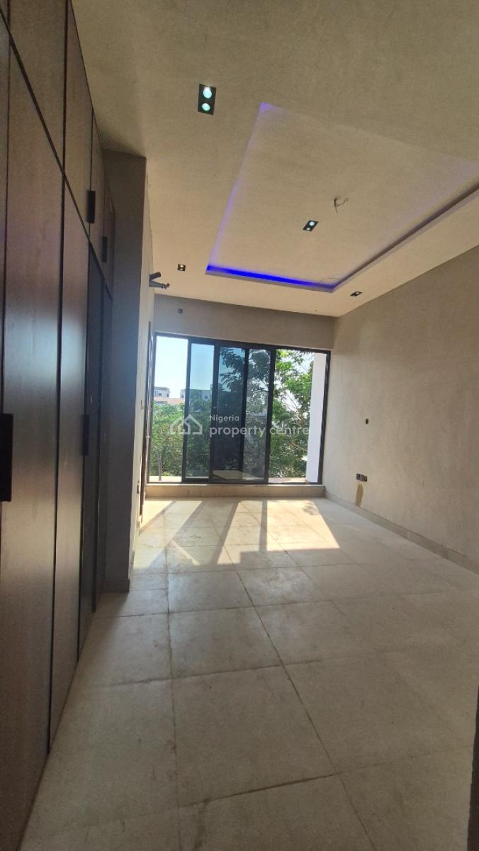 Direct Luxurious Masterpiece 4 Bedroom Penthouse at Shonibare Estate, Prestigious Shonibare Estate, Maryland Lagos., Maryland, Lagos, House for Sale