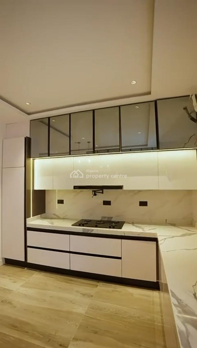 5 Bedroom Fully Detached House, Lekki Phase 1, Lekki, Lagos, Detached Duplex for Sale