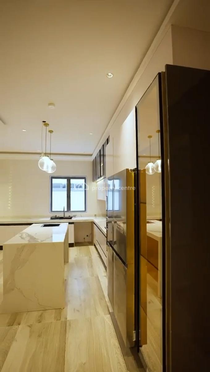 5 Bedroom Fully Detached House, Lekki Phase 1, Lekki, Lagos, Detached Duplex for Sale