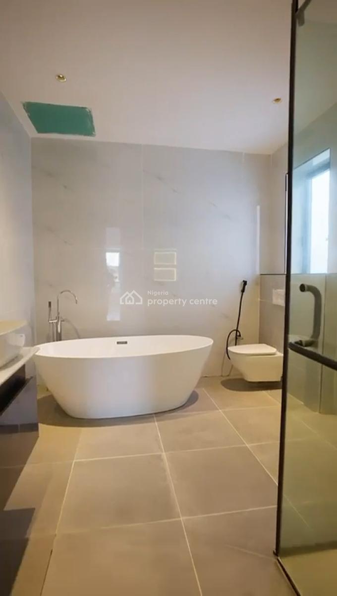 5 Bedroom Fully Detached House, Lekki Phase 1, Lekki, Lagos, Detached Duplex for Sale