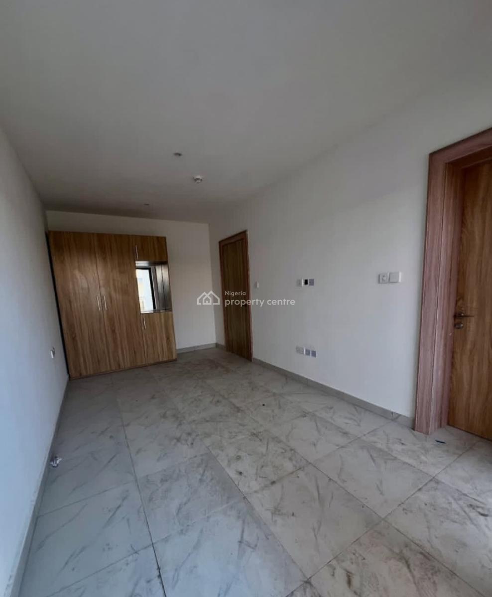 Serviced with 24/7 Power Supply 2 Bedroom En-suite Flat with Fitted Ki, Ikate Elegushi, Lekki, Lagos, Flat / Apartment for Rent