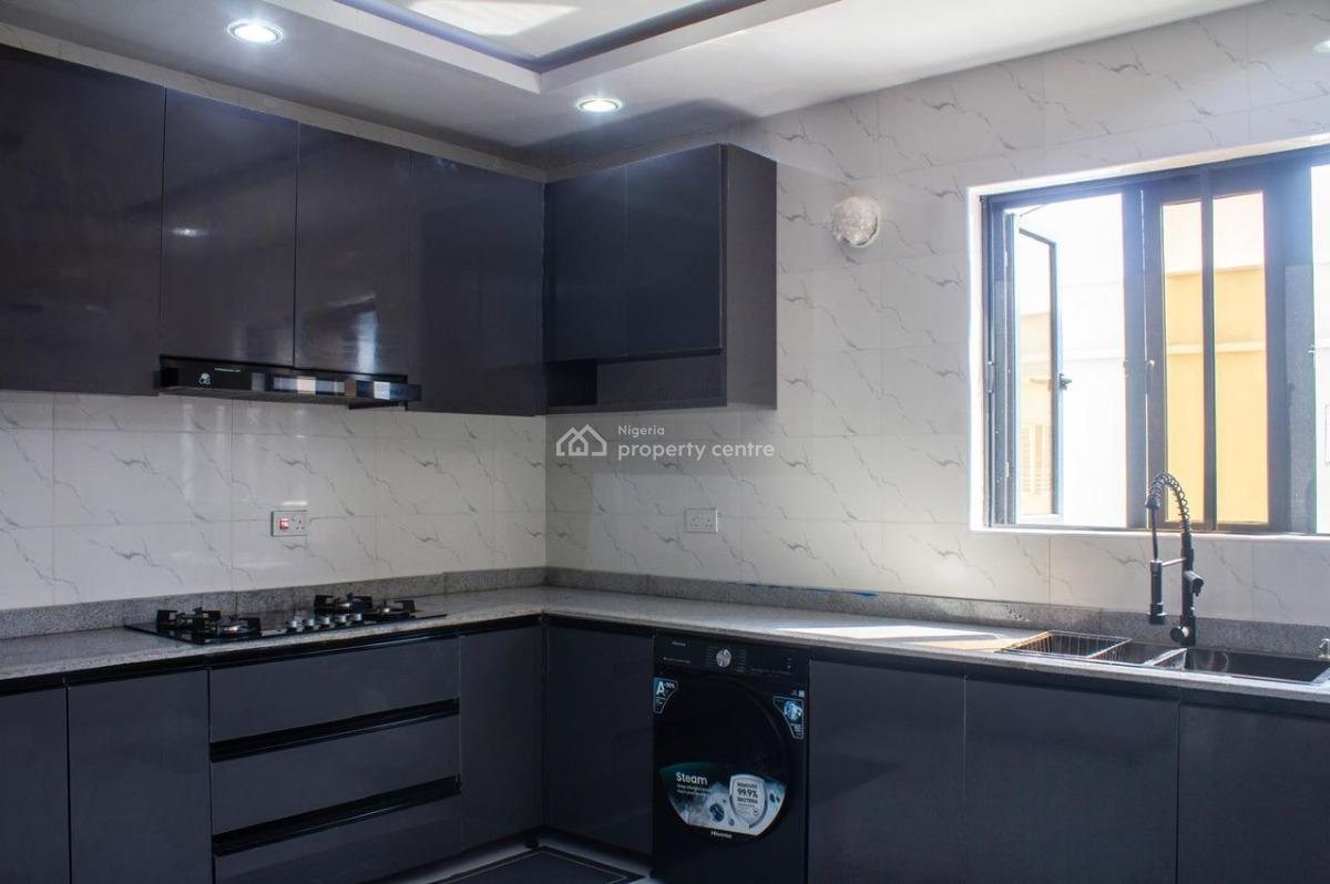 a Fully Furnished 2 Bedroom Apartment with Gym, Pool and 24 Hours Ligh, Lekki Phase 1, Lekki, Lagos, Flat / Apartment for Rent