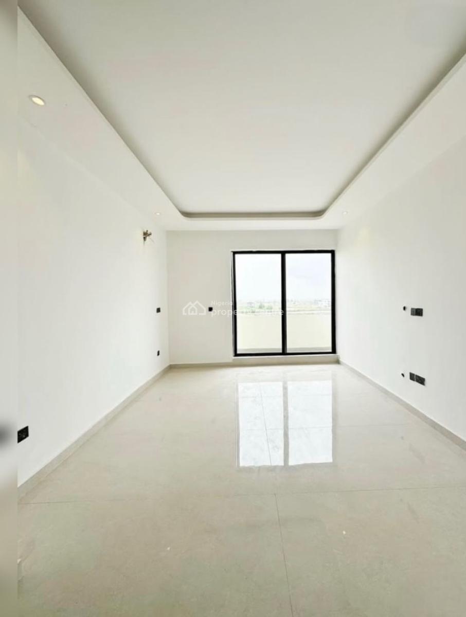 Luxury 2 Bedroom Apartment with Swimming Pool & Elevator, Lekki Phase 1, Lekki, Lagos, Flat / Apartment for Sale