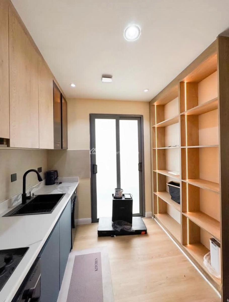 Luxury 2 Bedroom Apartment with Elevator, Victoria Island (vi), Lagos, Flat / Apartment for Sale