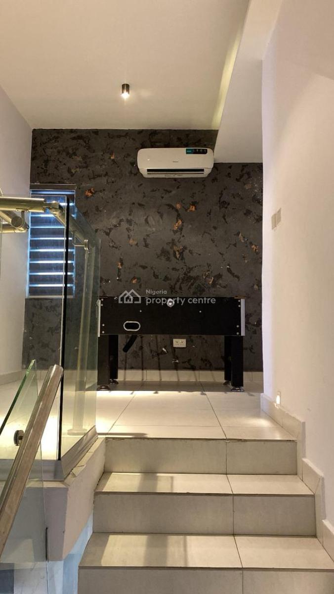 Spacious 4bedroom Terrace  Duplex in an Exquisite Location, Water Side, Off Admiralty Way, Lekki Phase 1, Lekki, Lagos, Terraced Duplex for Rent