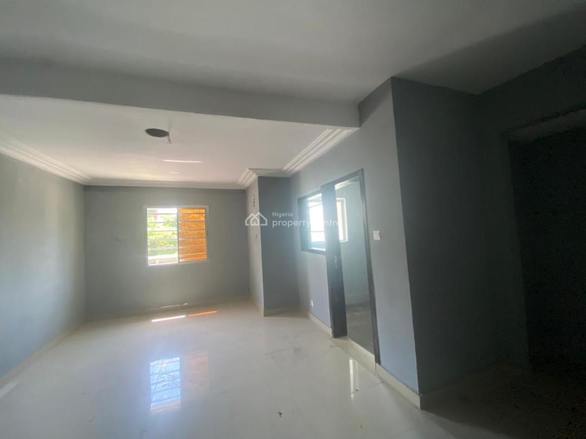 5 Bedroom Semi Detached  with 2 Bq, Lekki Phase 1, Lekki, Lagos, Semi-detached Duplex for Rent
