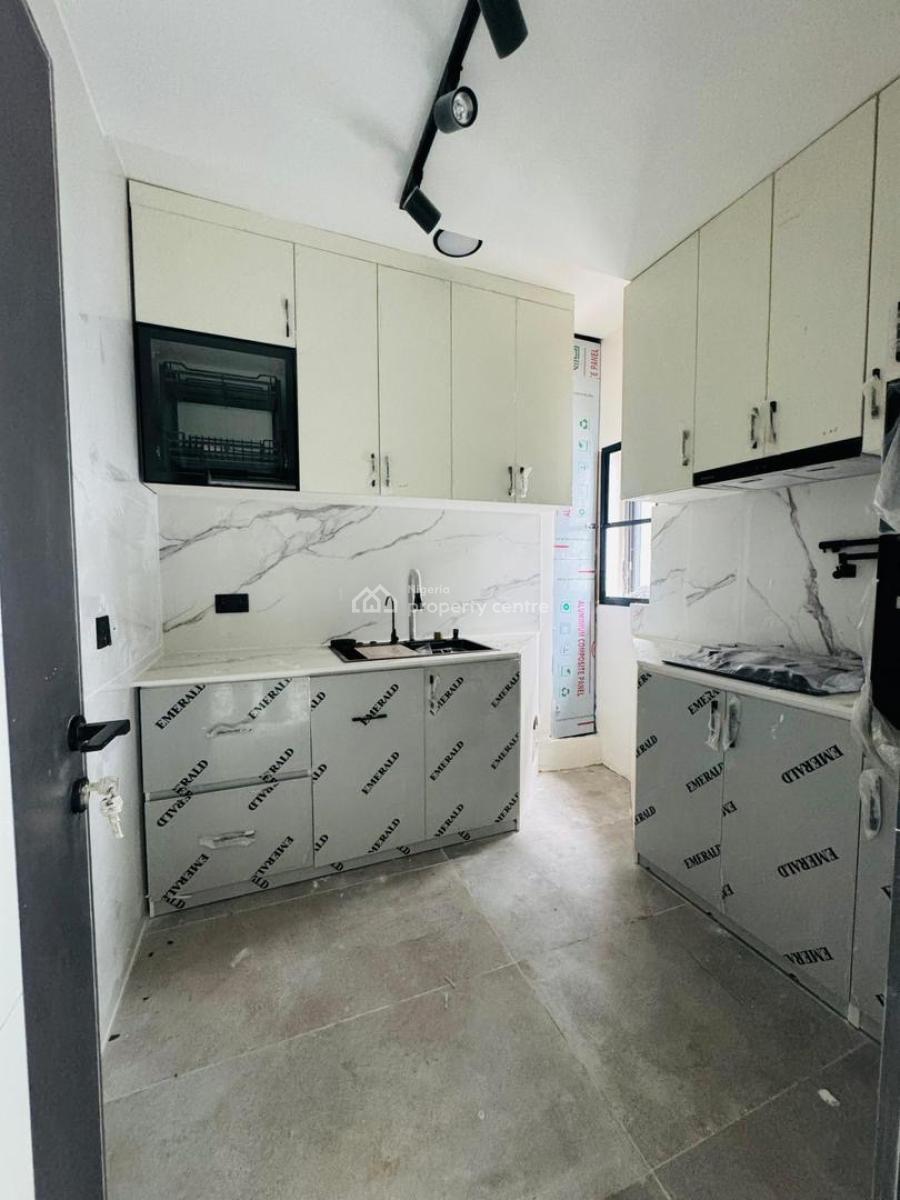 Nicely Built 3 Bedroom Apartment in a Secure Location, Ikeja Gra, Ikeja, Lagos, Flat / Apartment for Sale