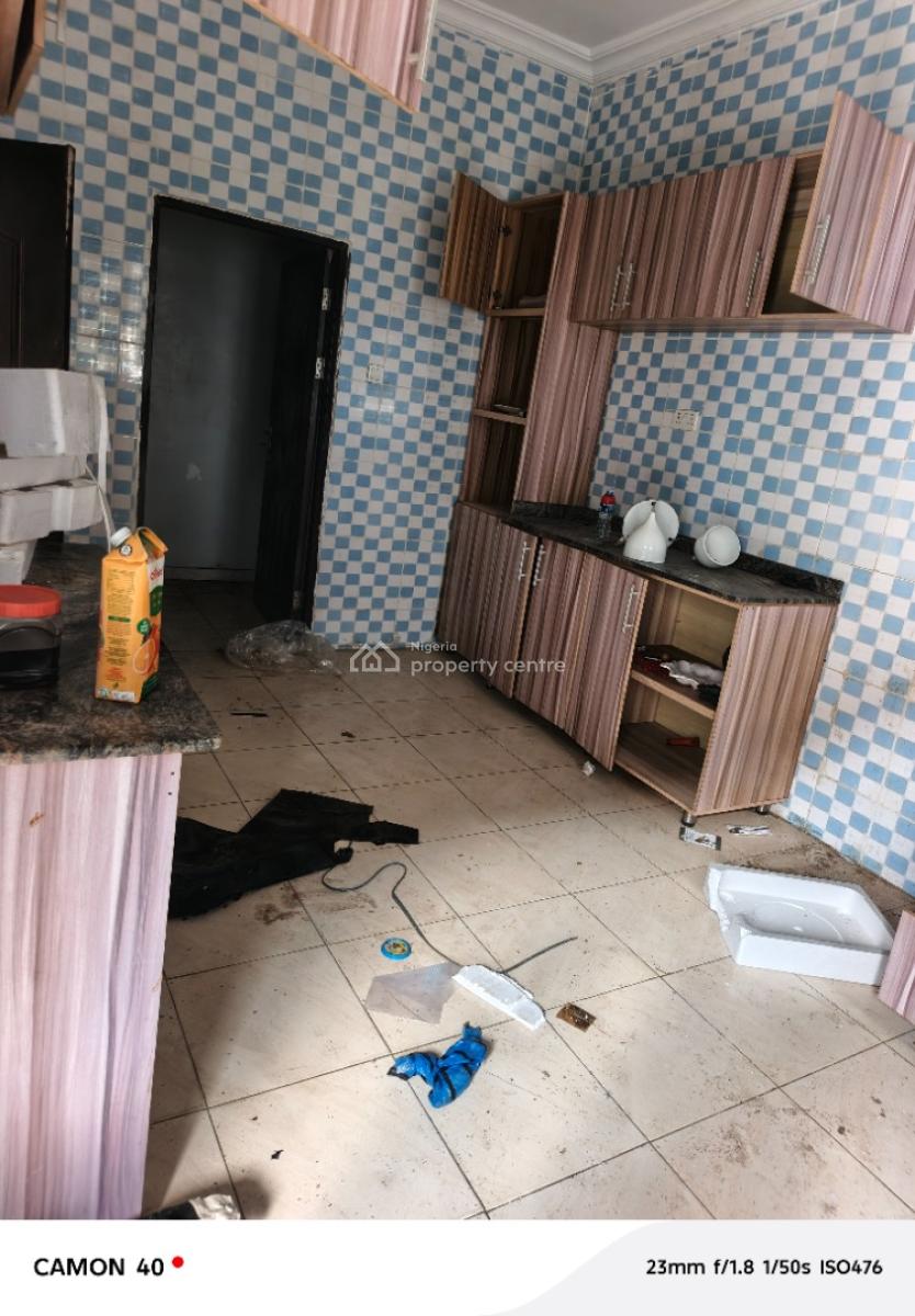 Luxury 2 Bedroom Flat Upstairs at Ajah Lagos, in an Estate on Addo Road Ajah Lagos, Ado, Ajah, Lagos, Flat / Apartment for Rent