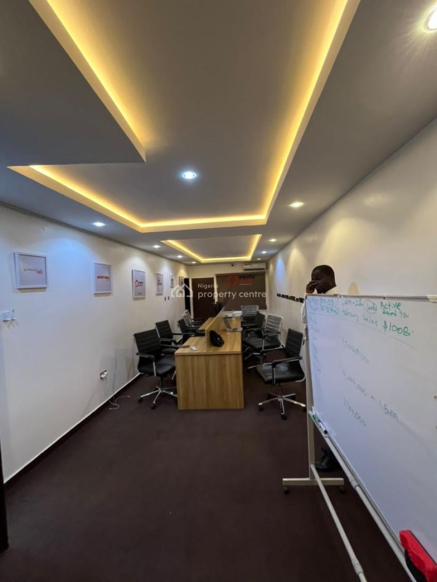 Distress 4 Bedroom Terrace Duplex in Katampe Main, By Cosgrove, Katampe, Abuja, Terraced Duplex for Sale