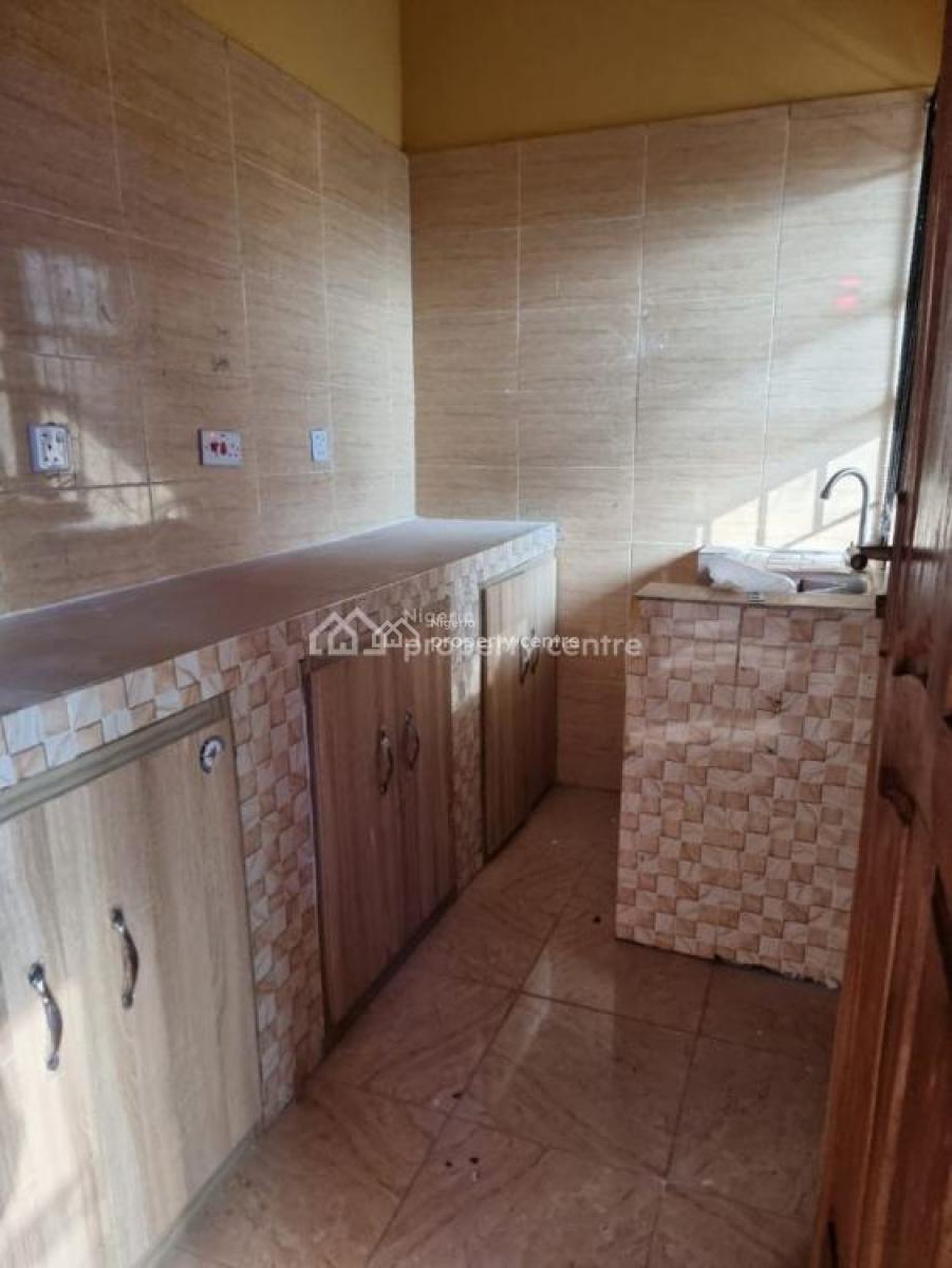 2 Bedroom Flat in Apele, Sapele, Delta, Flat / Apartment for Rent