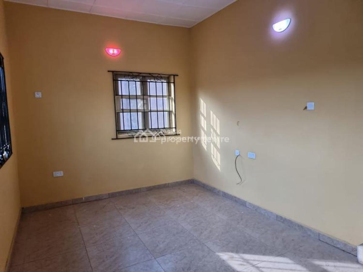 2 Bedroom Flat in Apele, Sapele, Delta, Flat / Apartment for Rent