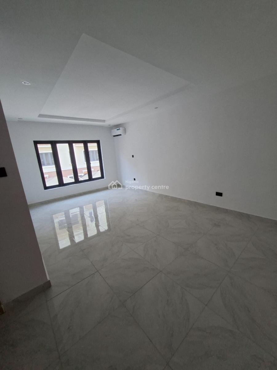 Fully Service  4bedroom Terrace Duplex, Pool, Gym and Bq, Lekki Phase 1, Lekki Phase 1, Lekki, Lagos, Terraced Duplex for Sale