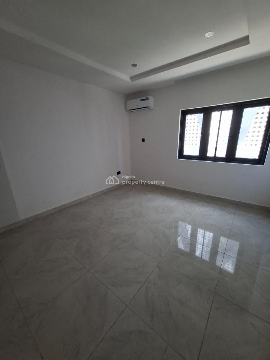 Fully Service  4bedroom Terrace Duplex, Pool, Gym and Bq, Lekki Phase 1, Lekki Phase 1, Lekki, Lagos, Terraced Duplex for Sale