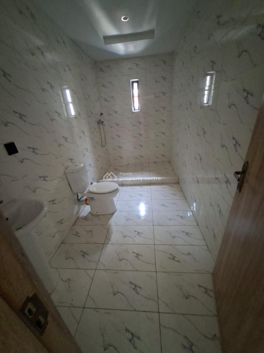 Fully Service 4bedroom Terrace Duplex with Bq, Lekki Phase 1, Lekki, Lagos, Terraced Duplex for Sale