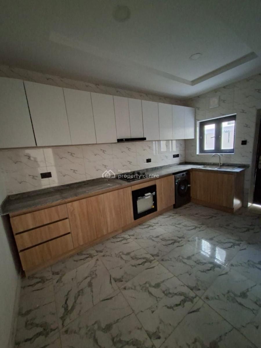 Fully Service 4bedroom Terrace Duplex with Bq, Lekki Phase 1, Lekki, Lagos, Terraced Duplex for Sale