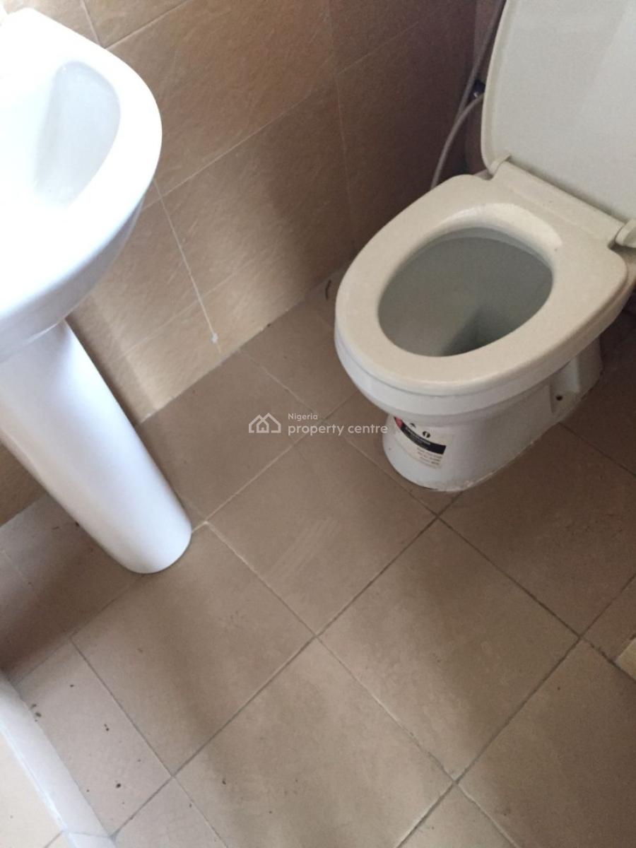 Spacious 3-bedroom (all En-suite) Flat with Bq, Dedicated Meter, Scheme 2, Ajah, Lagos, Flat / Apartment for Rent