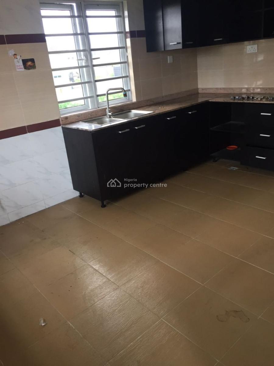Spacious 3-bedroom (all En-suite) Flat with Bq, Dedicated Meter, Scheme 2, Ajah, Lagos, Flat / Apartment for Rent