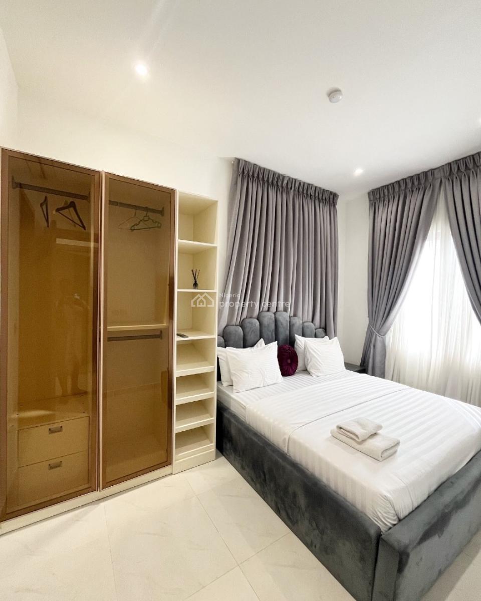 Fully Furnished 2 Bedroom Apartment with Gym and Elevator, Exquisite Well Furnished Apartment in a Serene Neighborhood, Ikoyi, Lagos, Flat / Apartment for Rent