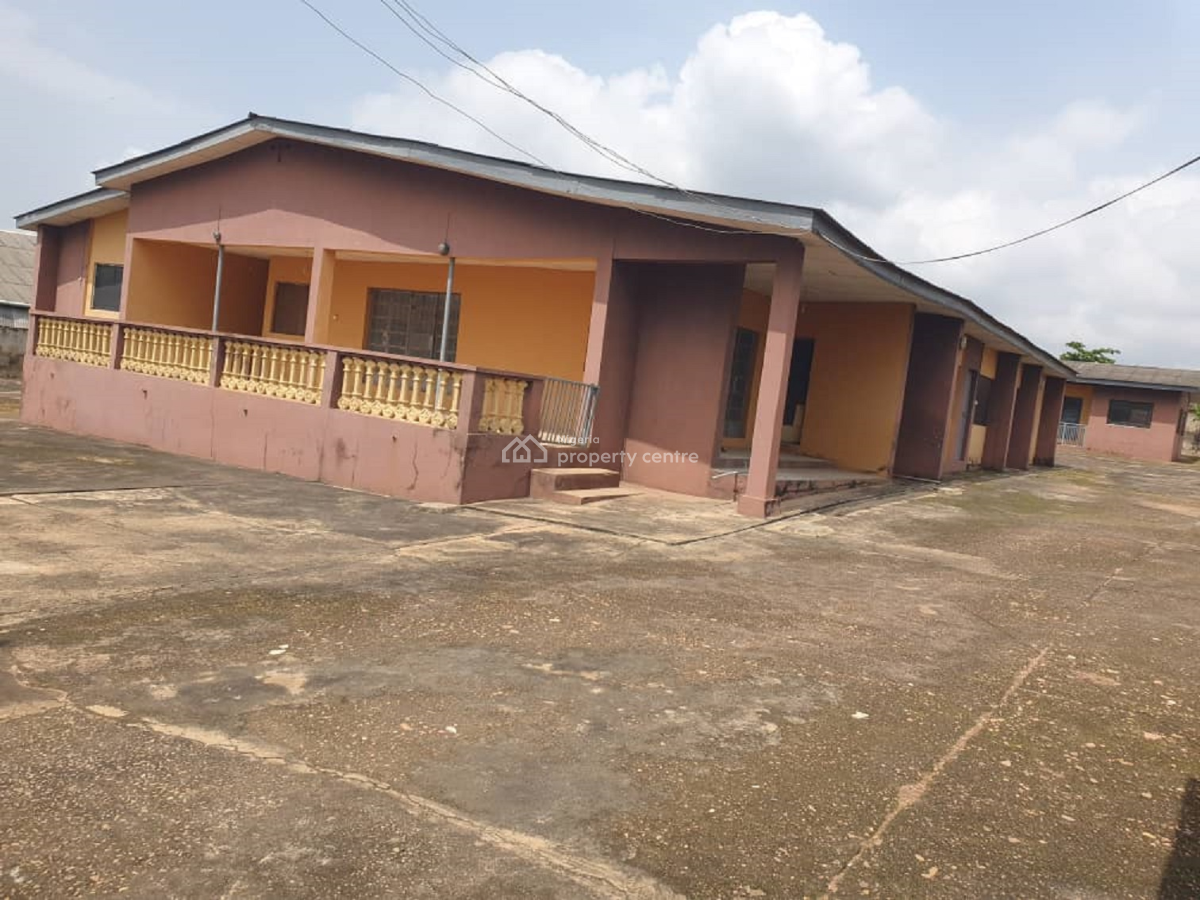 14 Bedroom Detached Bungalow, Sagamu, Ogun, Detached Bungalow for Rent