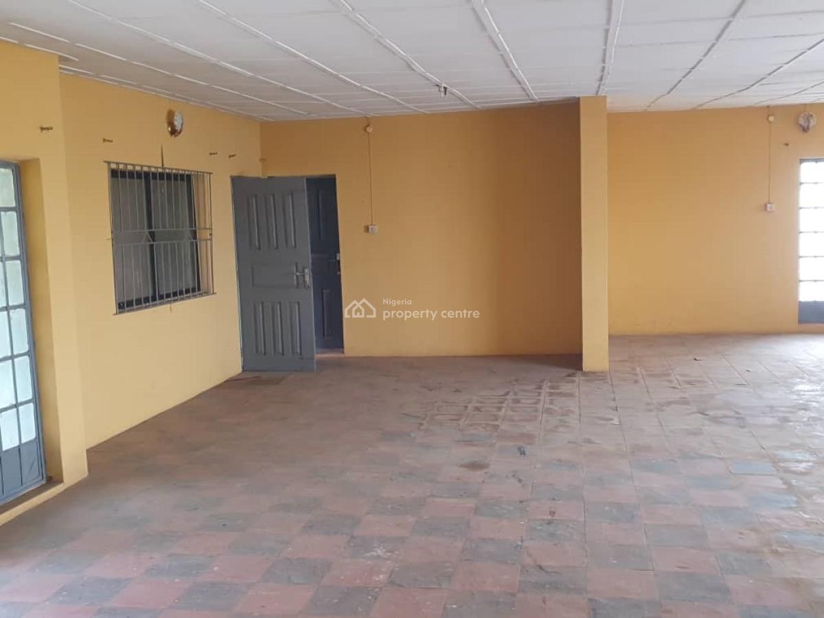14 Bedroom Detached Bungalow, Sagamu, Ogun, Detached Bungalow for Rent