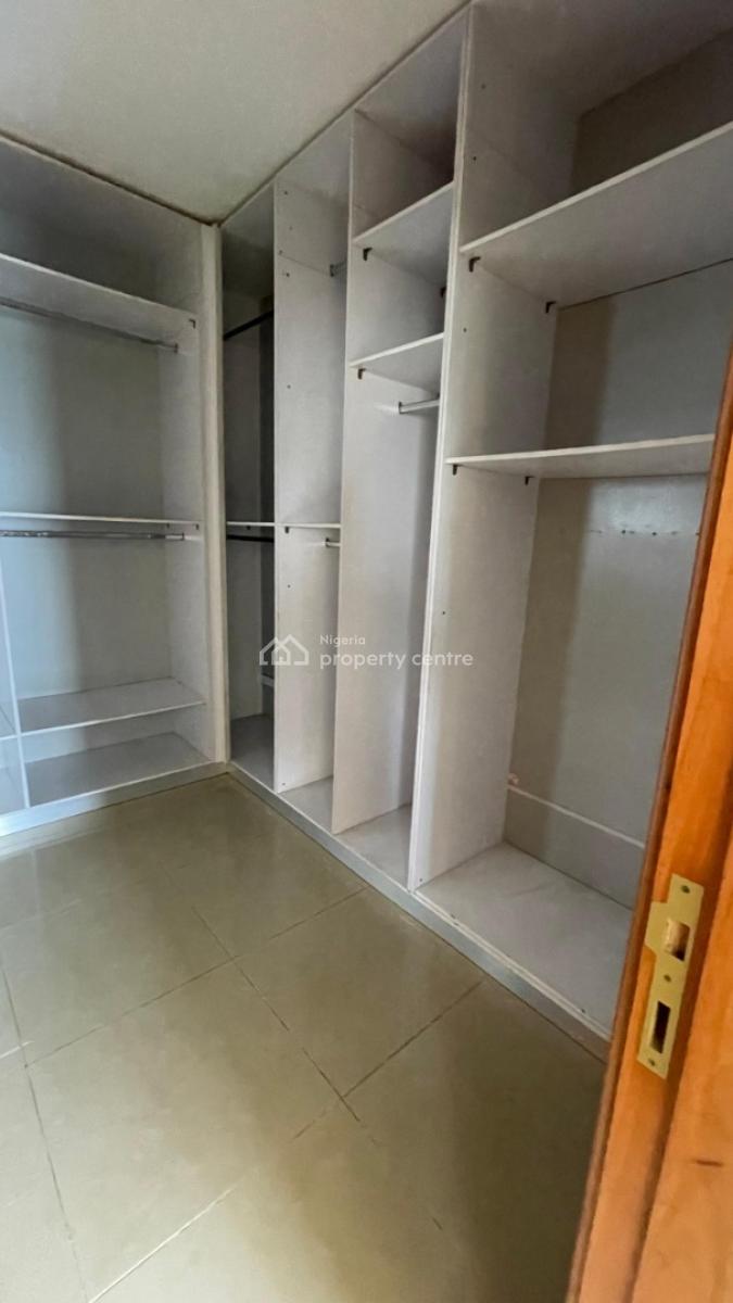 Massive 4 Bed Apartment in Banana Island, Banana Island, Ikoyi, Lagos, Flat / Apartment for Rent